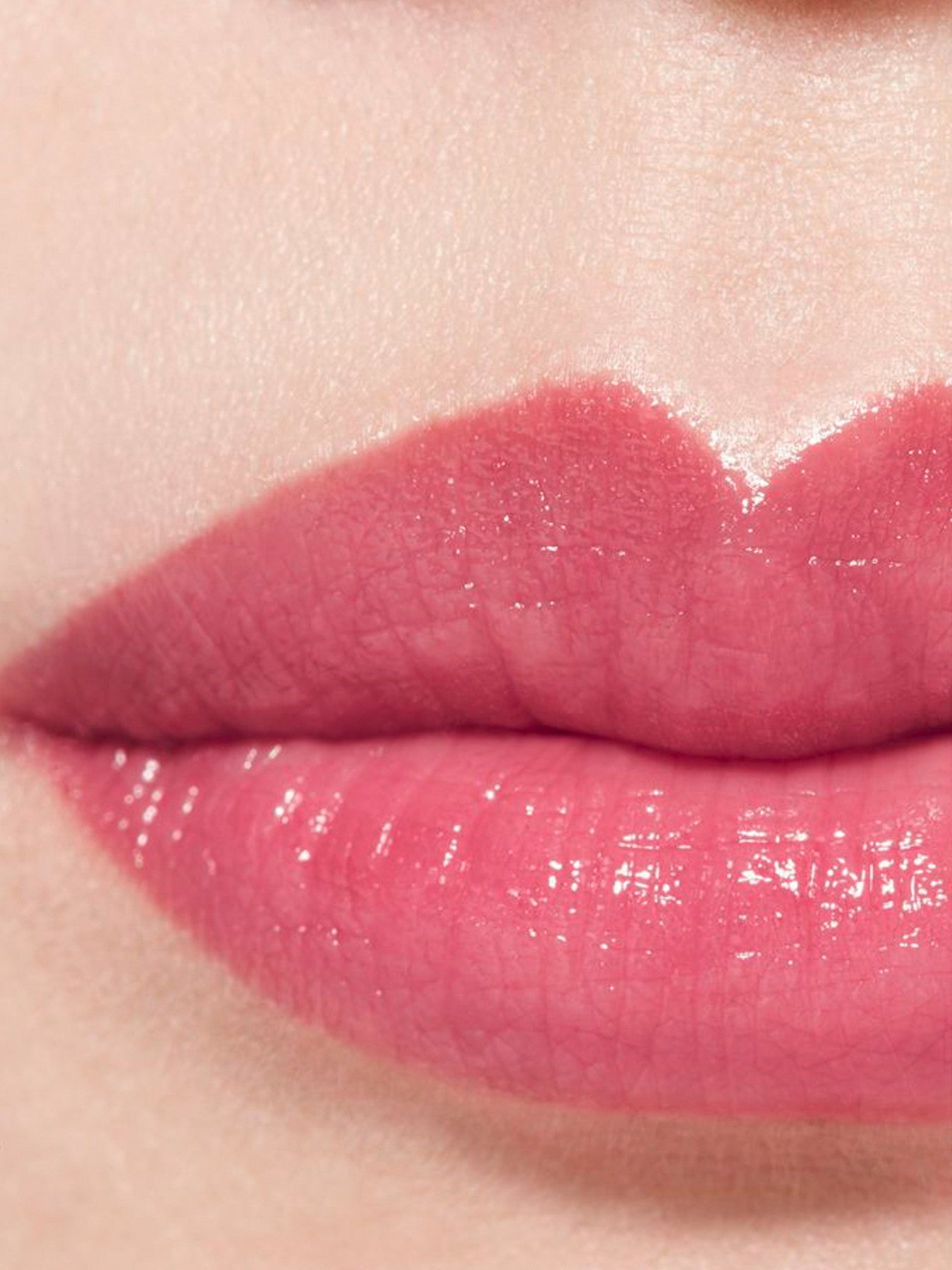 Les Beiges Illuminating Lip Balm