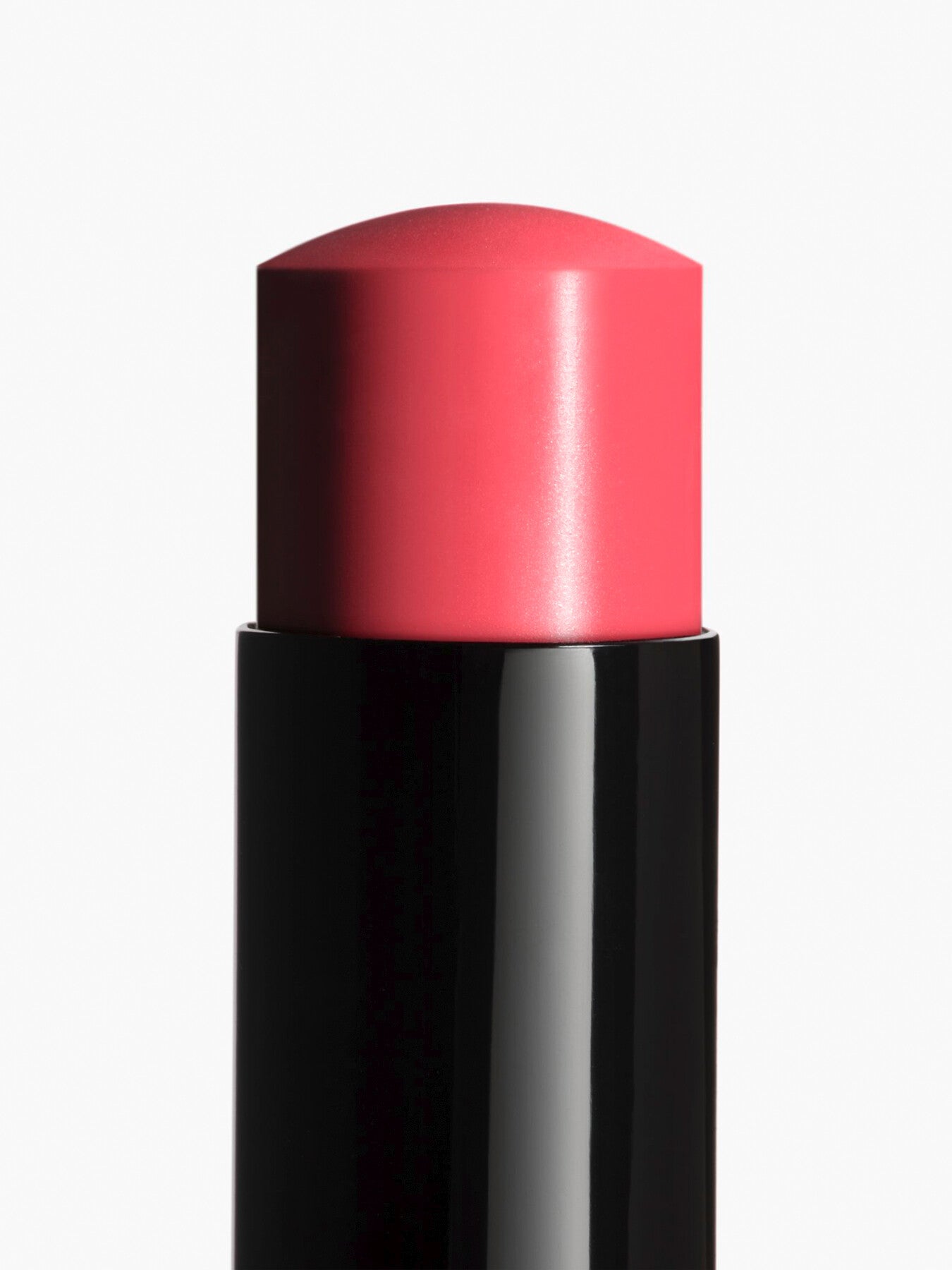 Les Beiges Illuminating Lip Balm