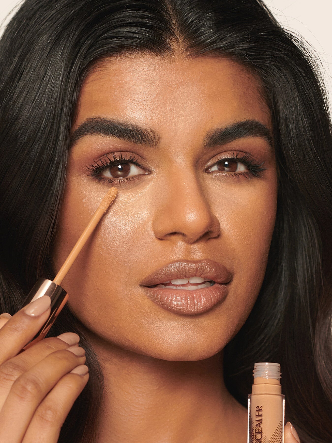 Radiant Concealer for Luminous Skin