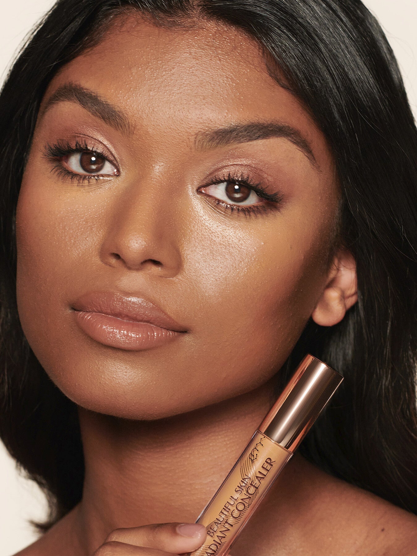 Radiant Concealer for Luminous Skin
