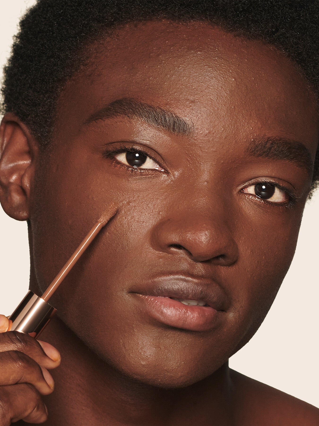 Radiant Concealer for Luminous Skin