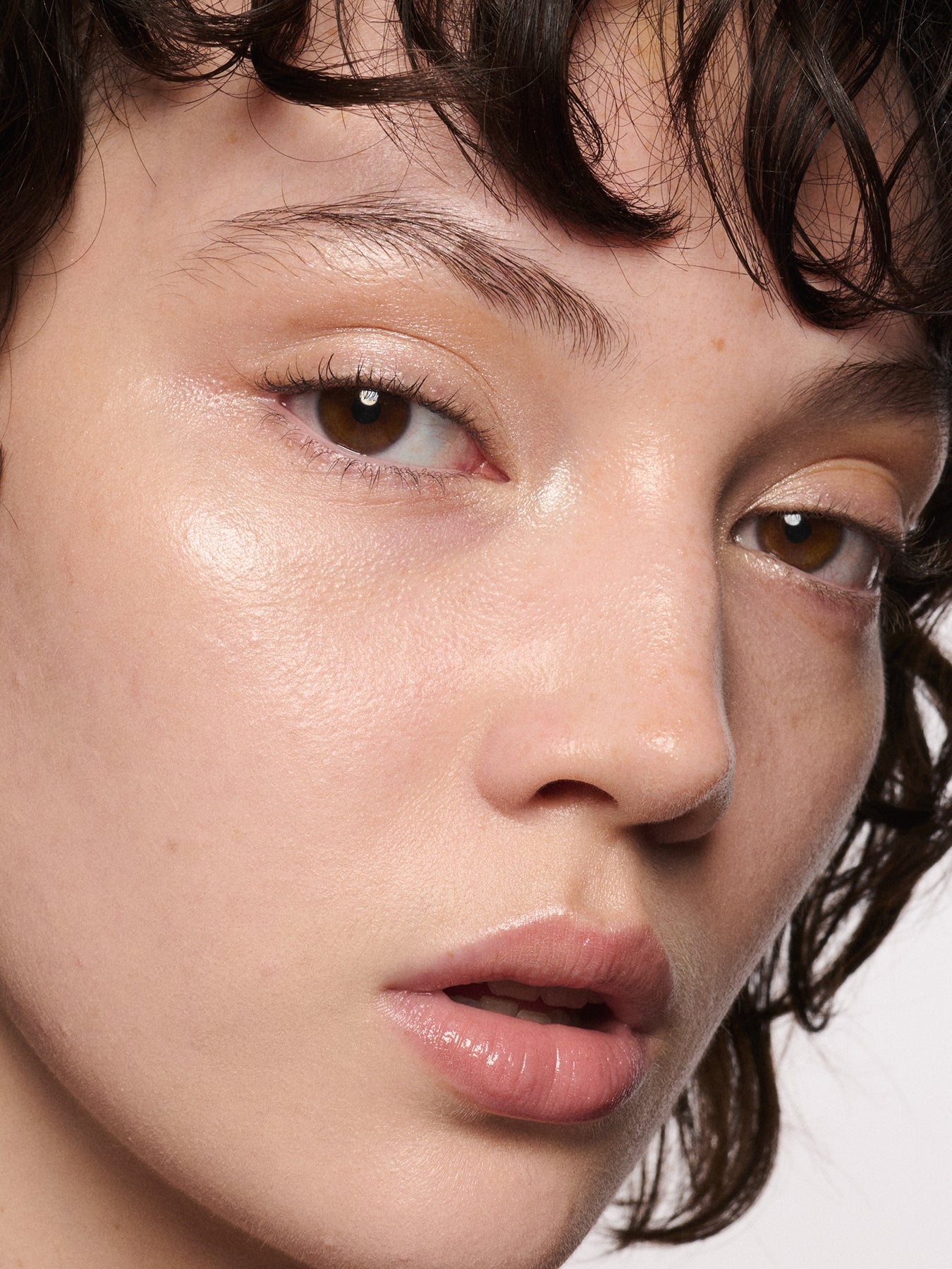Extra Dimension Illuminating Skin Finish - 9g