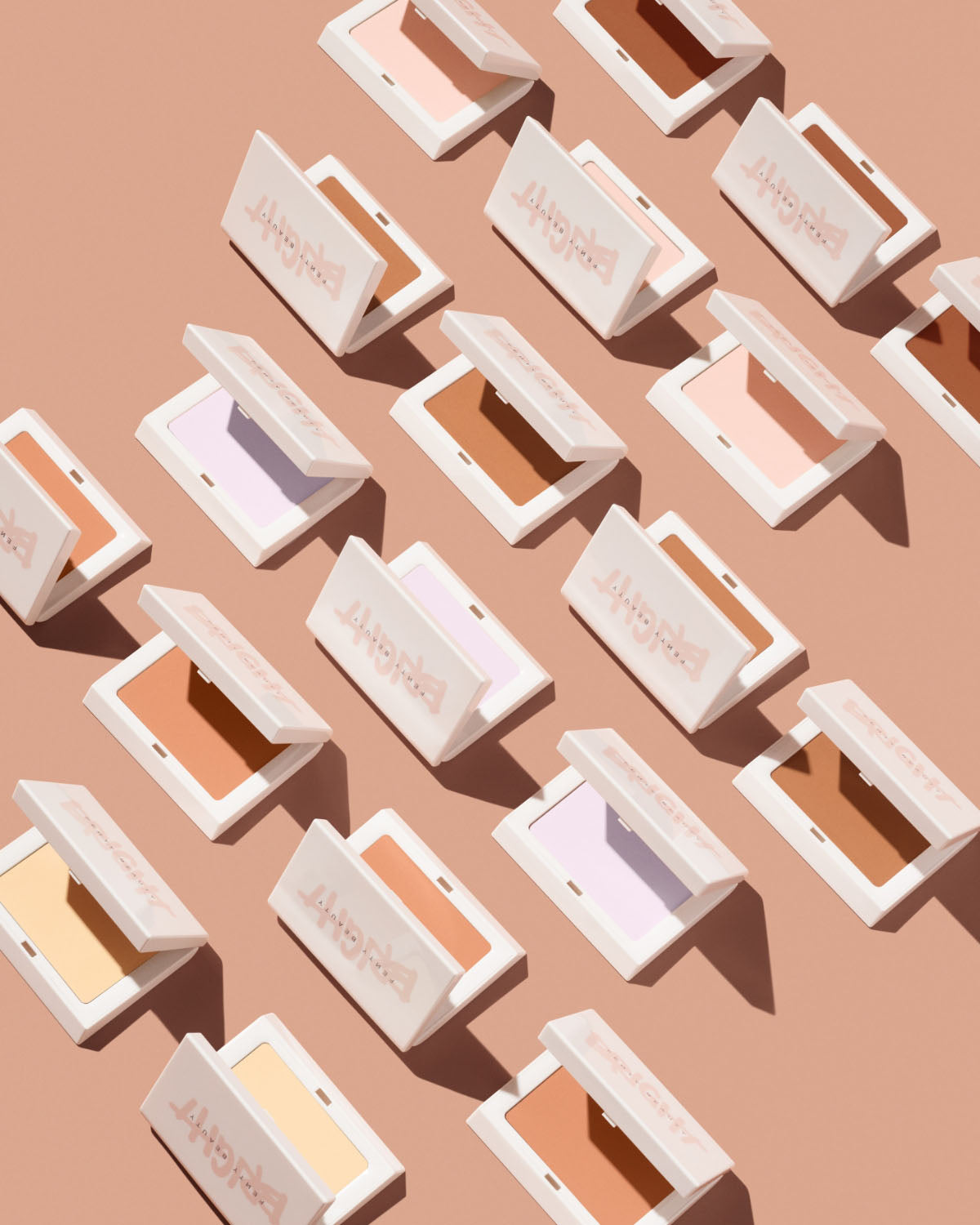 Illuminating Velvet Powder - Banana Radiance