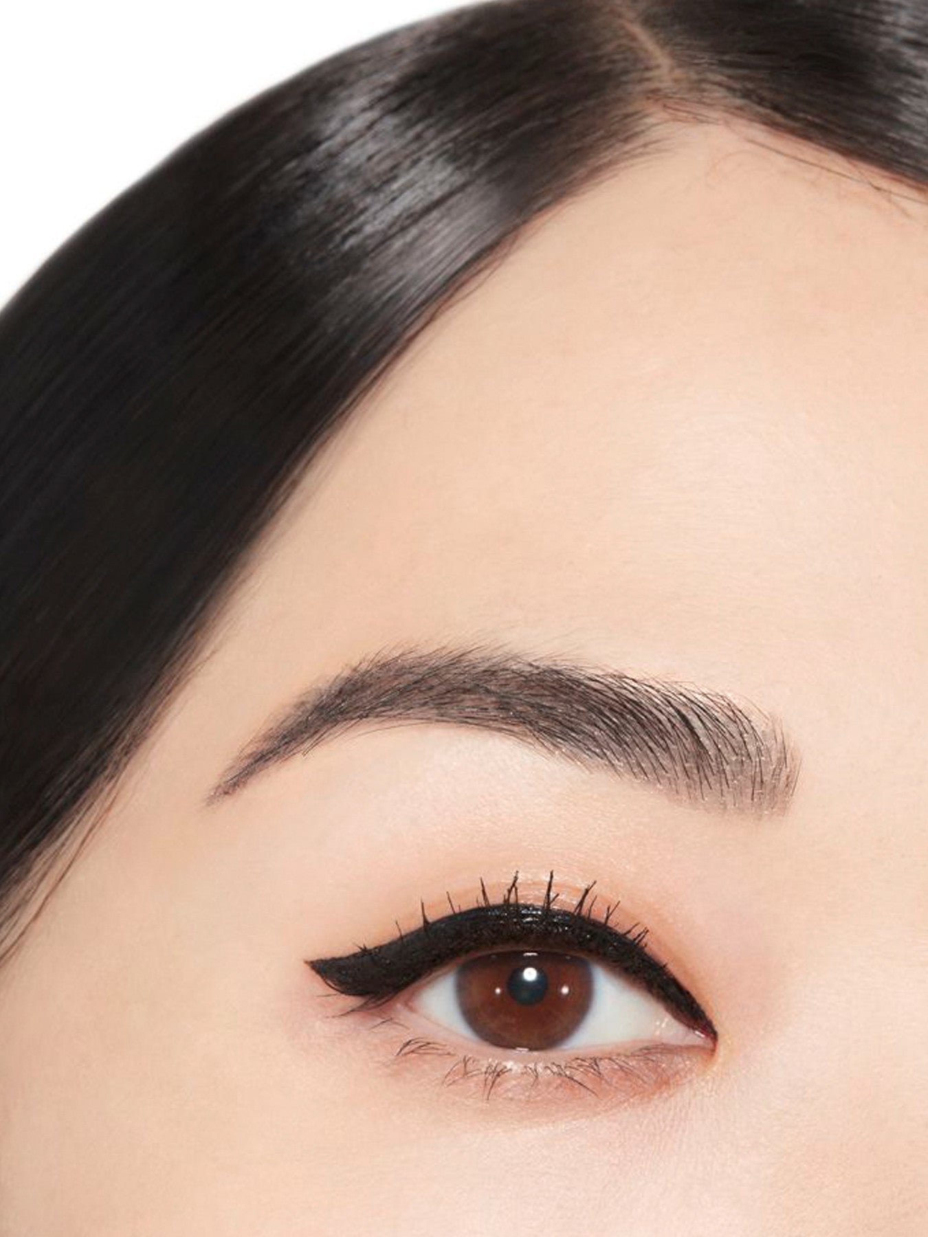 CHANEL Luxe Liquid Eyeliner