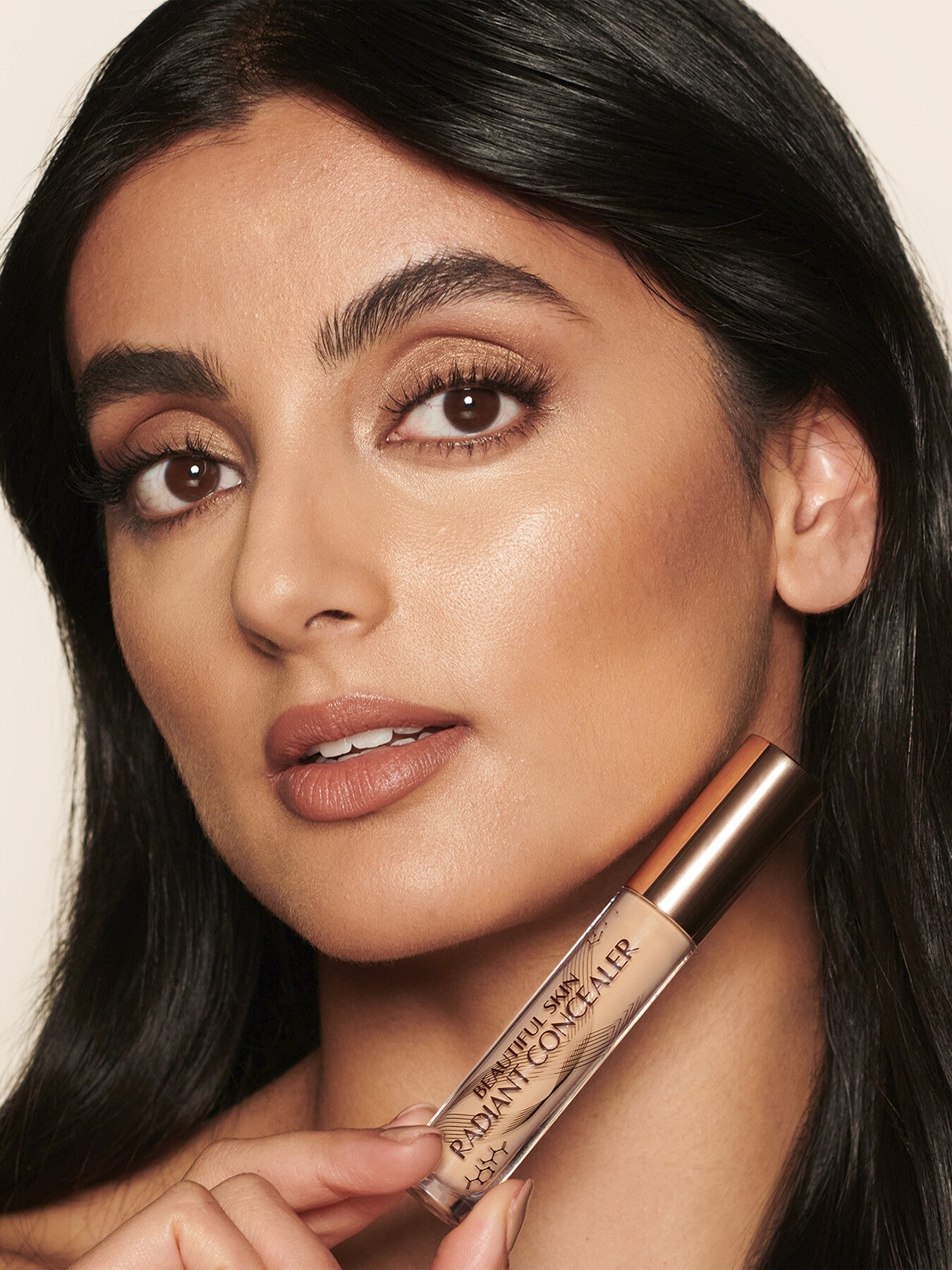 Radiant Concealer for Luminous Skin
