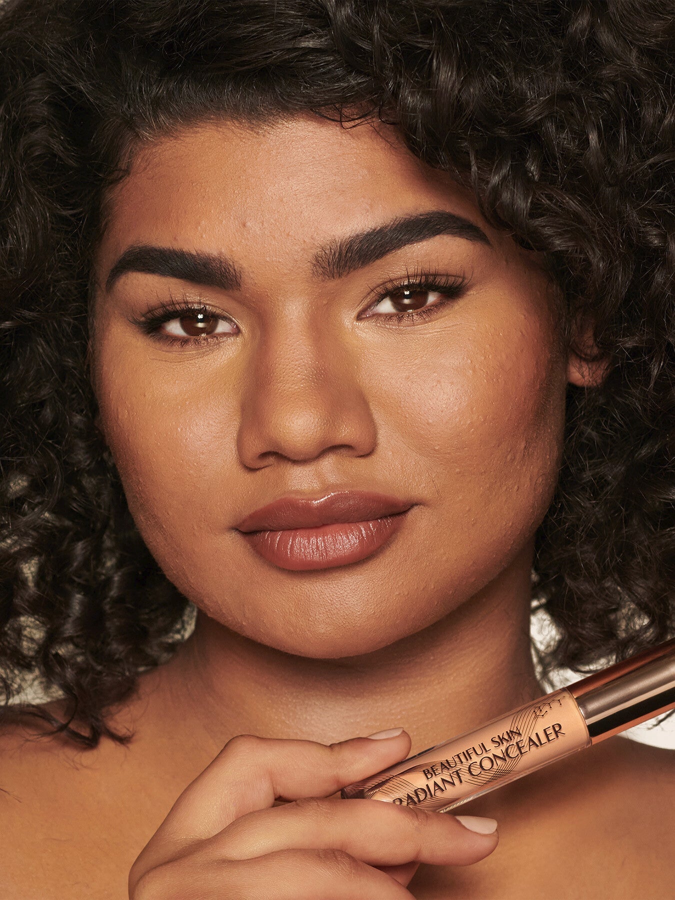 Radiant Concealer for Luminous Skin