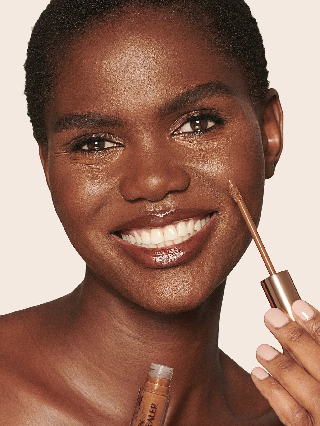 Radiant Concealer for Luminous Skin