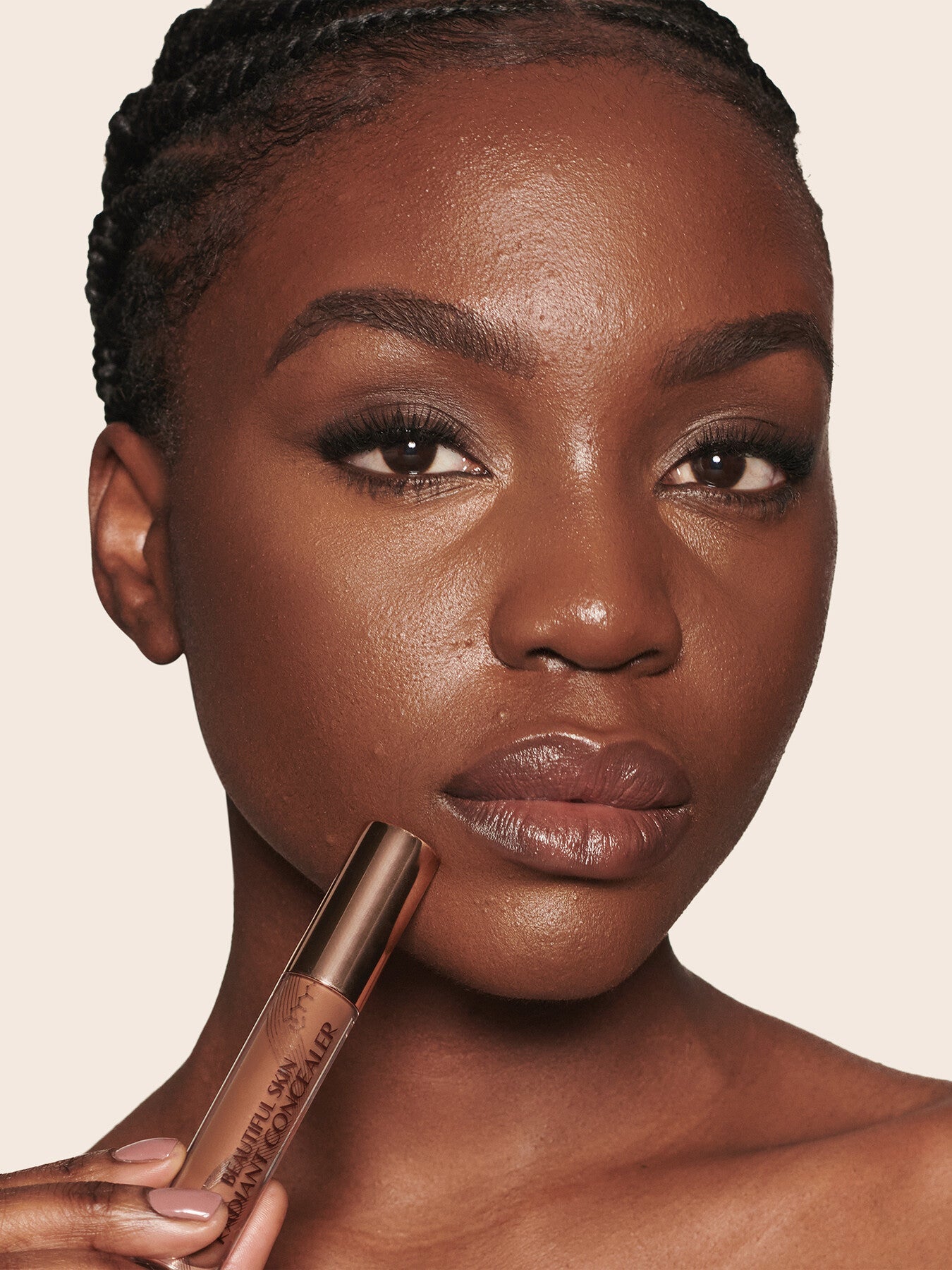 Radiant Concealer for Luminous Skin