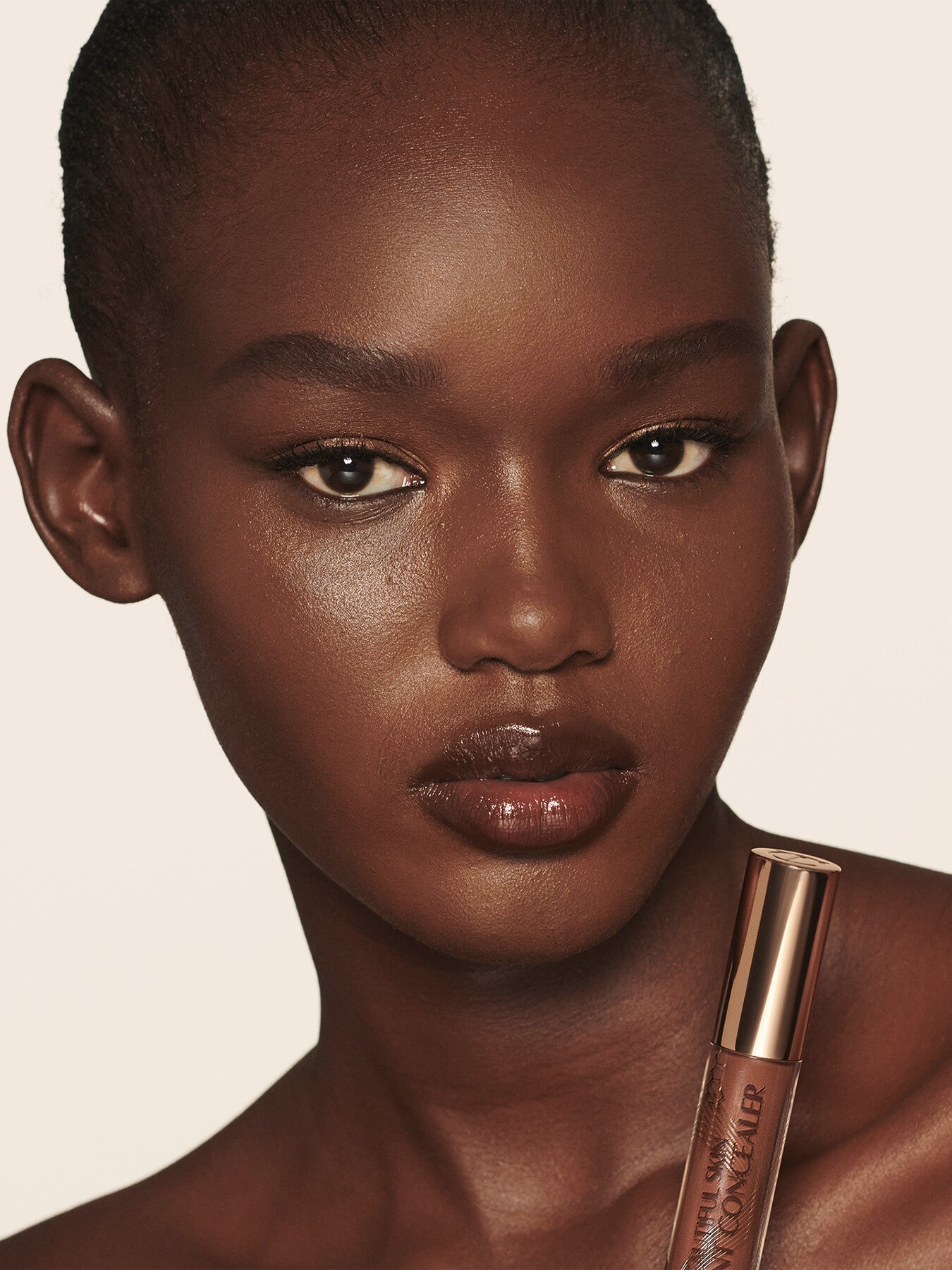 Radiant Concealer for Luminous Skin