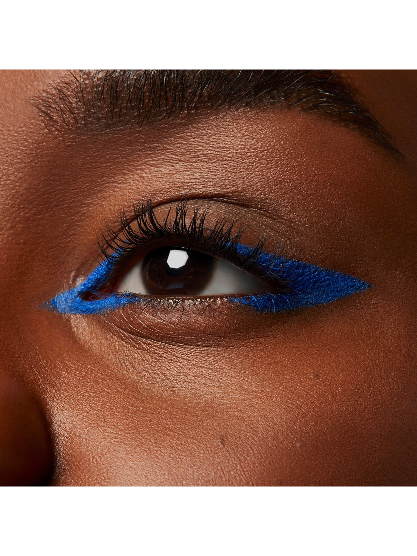 Exquisite Gel Eyeliner: Intense Color Infusion