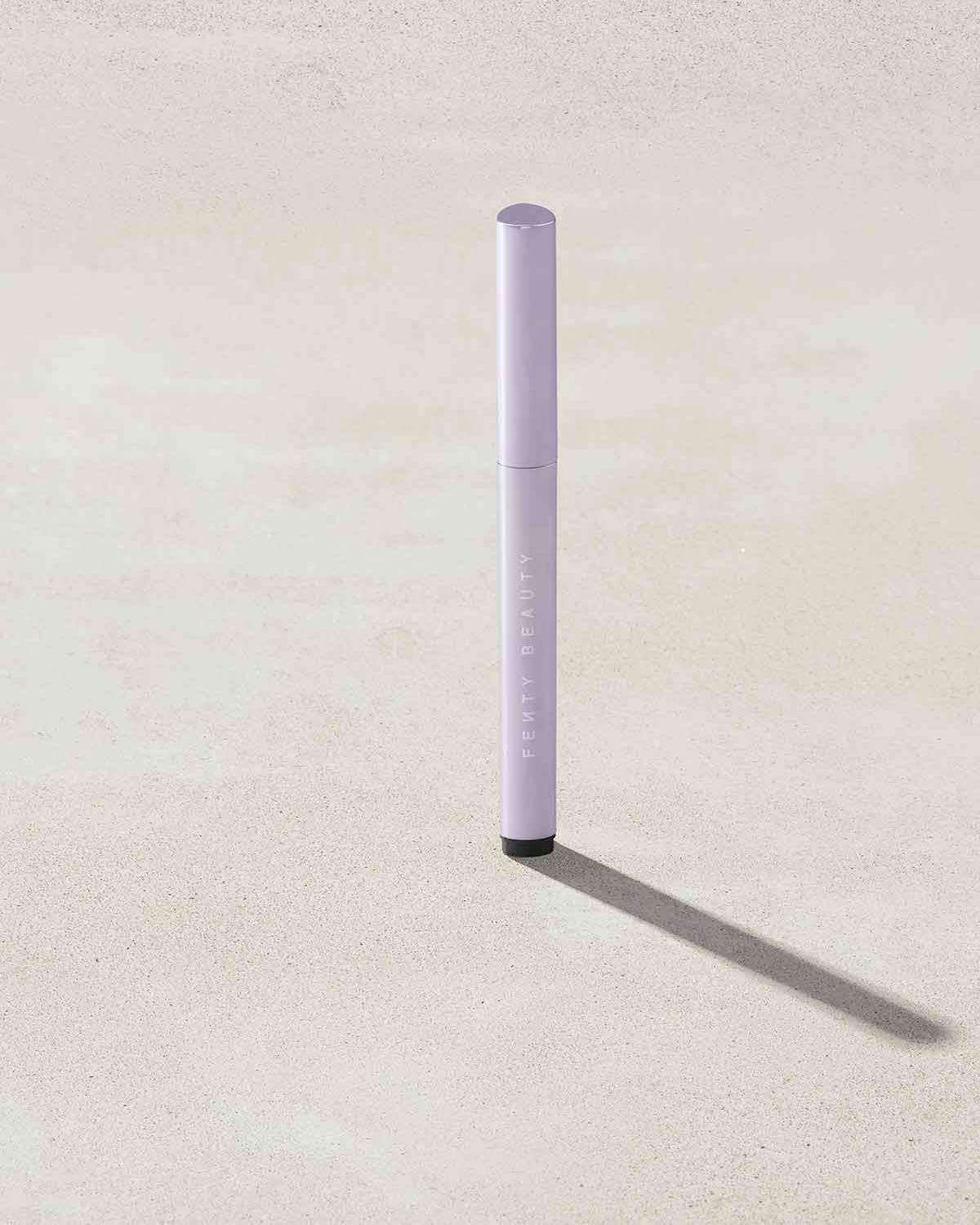 Flypencil Luxe Long-Wear Eyeliner - Noir Elegance